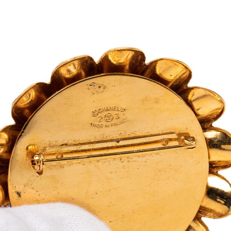 Chanel Flower Pearl Gold Plated Brooch