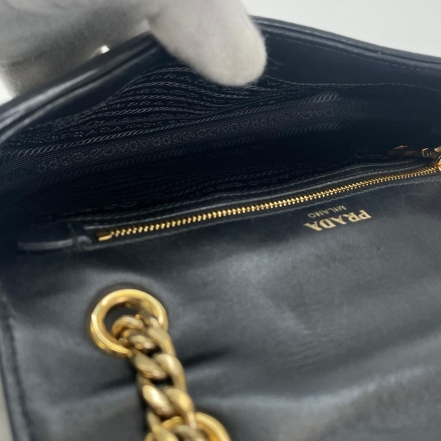 Prada Shoulder Bag Leather Black — view 8