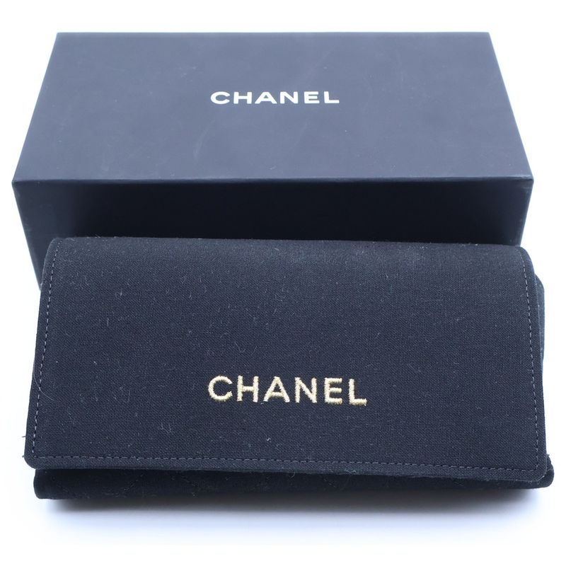 Chanel Pilot Black