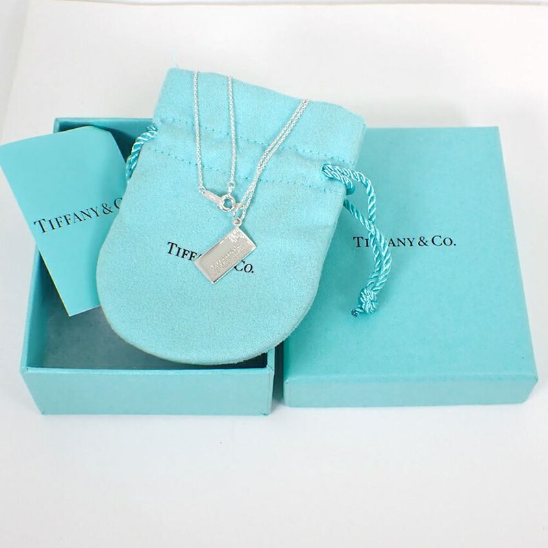 Tiffany & Co 925 New York Diamond Letter Plate Pouch