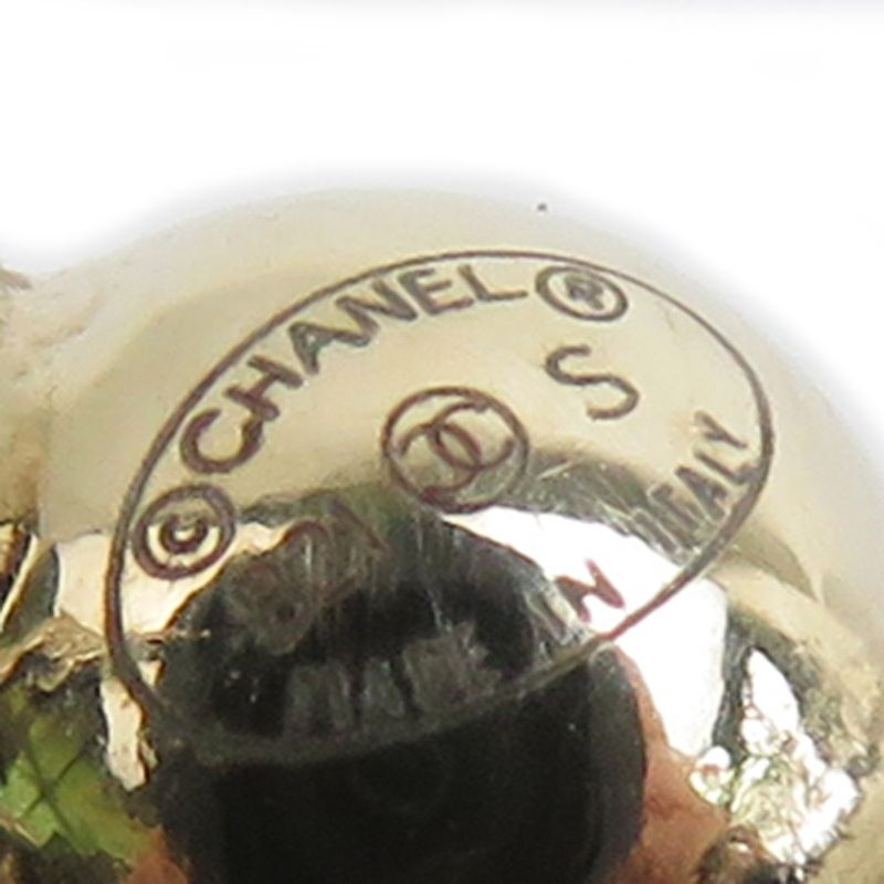 Chanel Earrings Quilted Gold