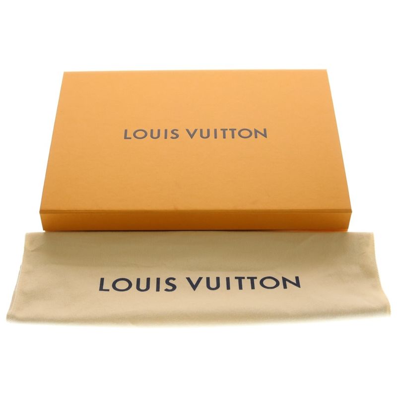 Louis Vuitton Monogram Shadow Pochette Discovery Clutch Pouch Case Black Noir