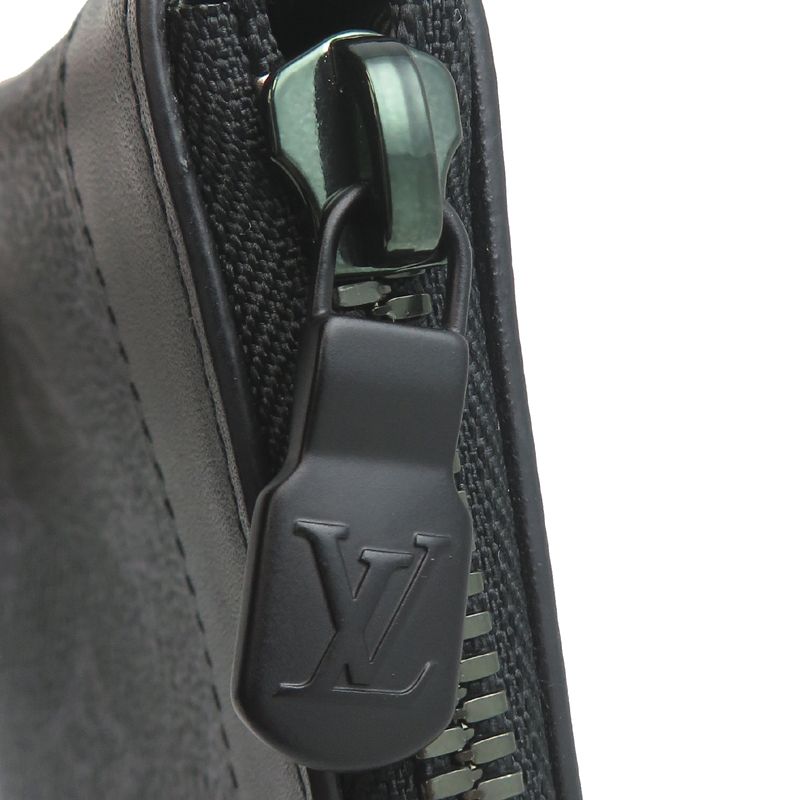 Louis Vuitton Pouch Vivienne