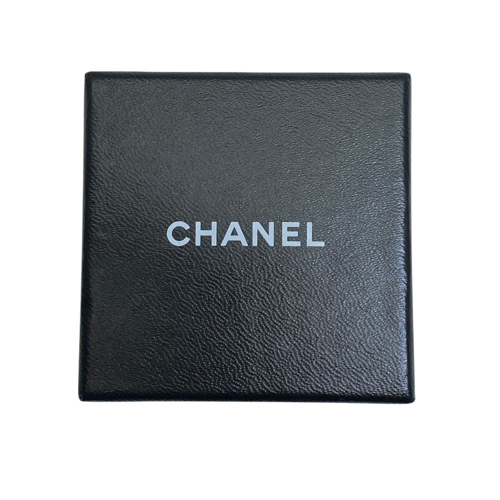Chanel CC Logo Faux Pearl Ring Gold Plated Sophisticated Gorgeous