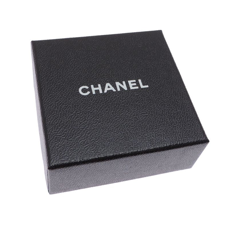 Chanel Earrings Ation, peeling