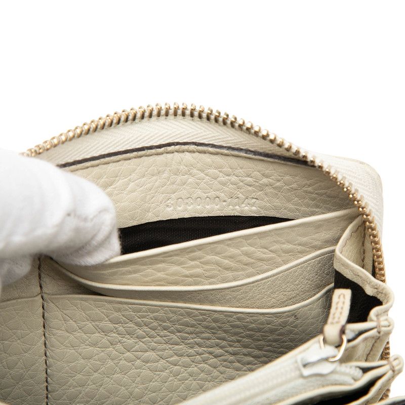 Gucci Bamboo Ribbon Tassel Zip Around Wallet Beige Leather