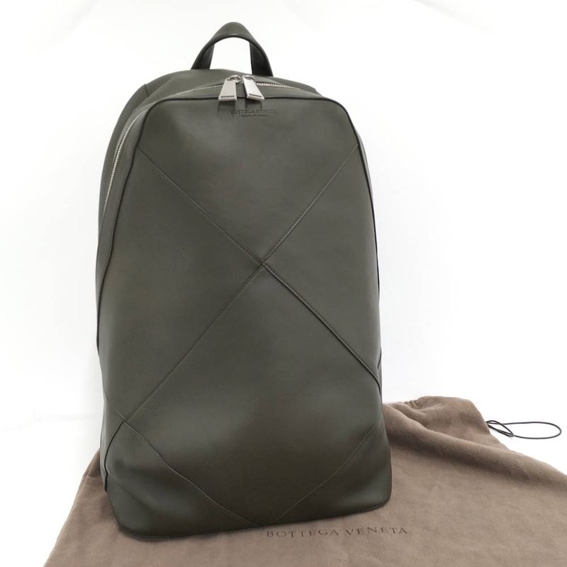 Bottega Veneta Backpack Large Butterfly Calfskin Leather Olive Khaki