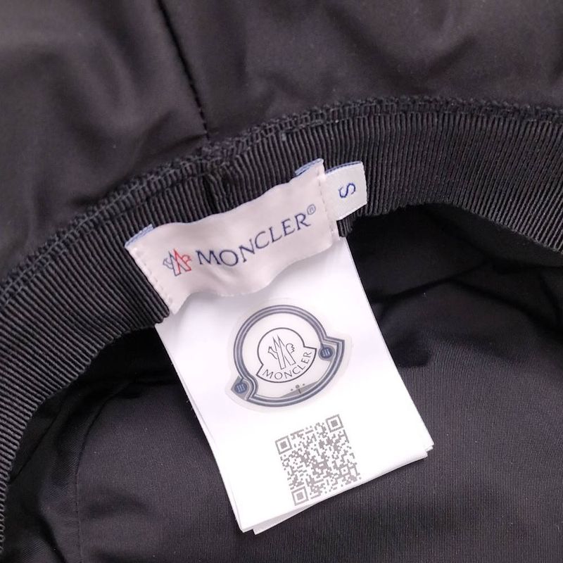Moncler Bucket Hat Nylon Black