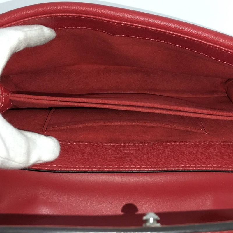 Louis Vuitton Very Chain Shoulder Bag Leather Ruby Red