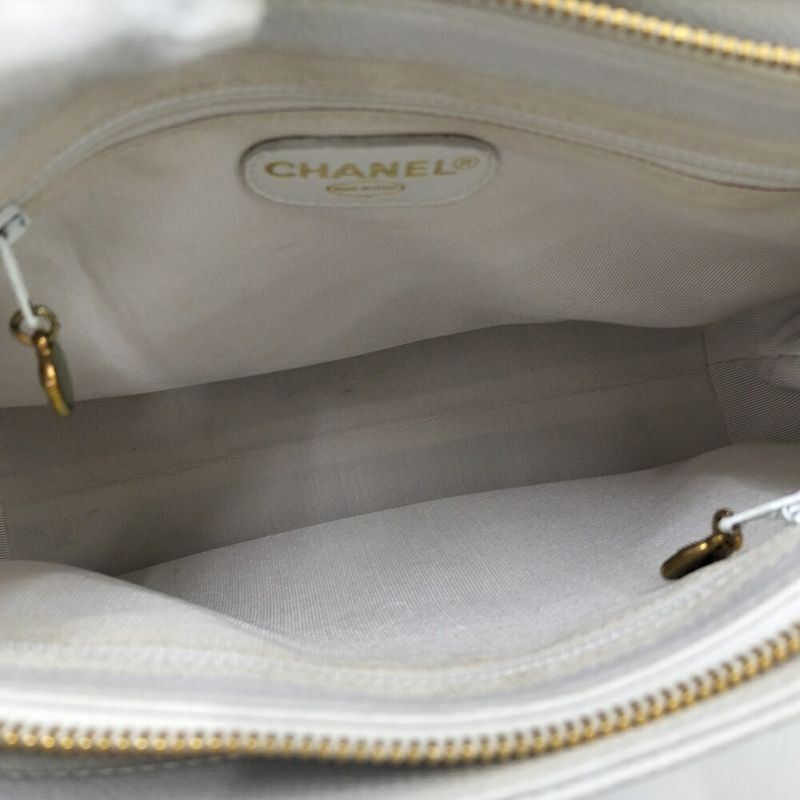 Chanel Tote Logo Leather White