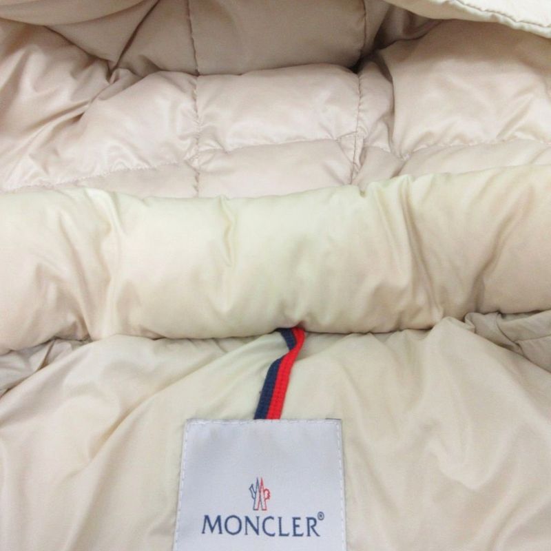 Moncler Berengere Down Jacket Hood Snap Button Logo 0 Beige