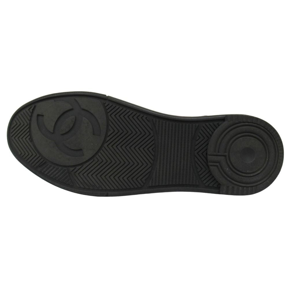 Chanel CC Logo Sneakers Shoes Low Cut Suede Leather