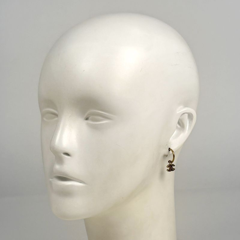 Chanel CC Logo Earrings Swing Gold Plated Purple