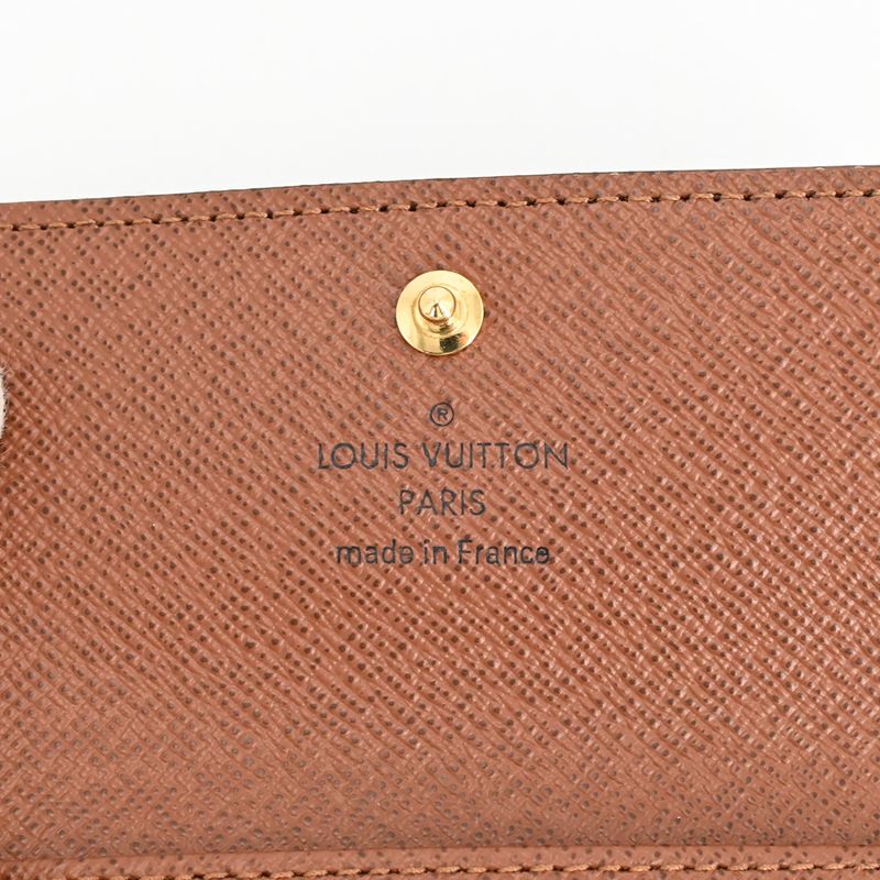 Louis Vuitton Key Case Multicles 4 Key Holder