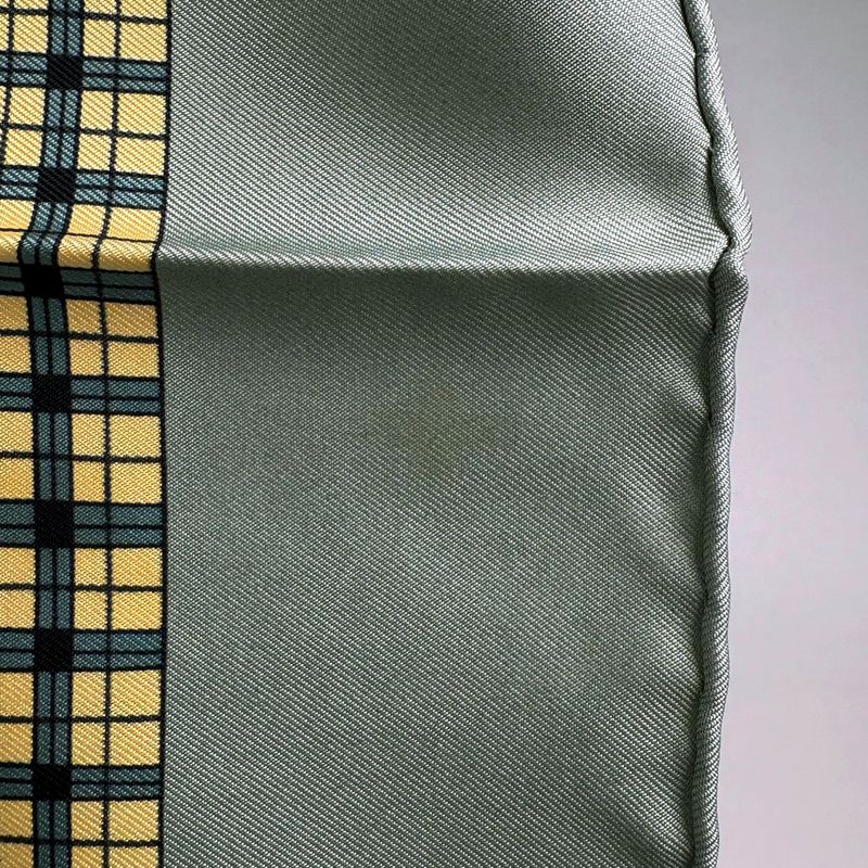 Hermes Carre 90 the Bull & Mouth Regents Circus Piccadilly Mail Scarf Silk Gray