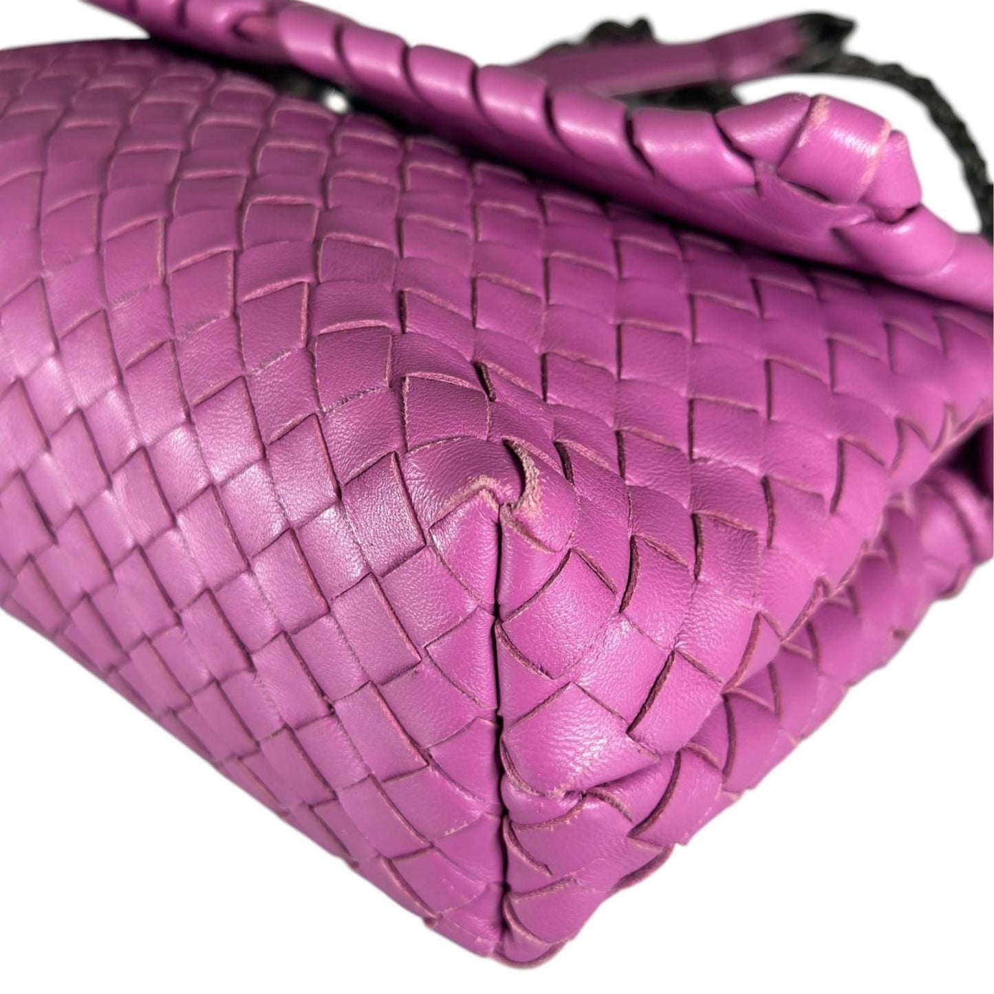 Bottega Veneta Intrecciato Au Limpia Shoulder Bag Lambskin Purple — view 8