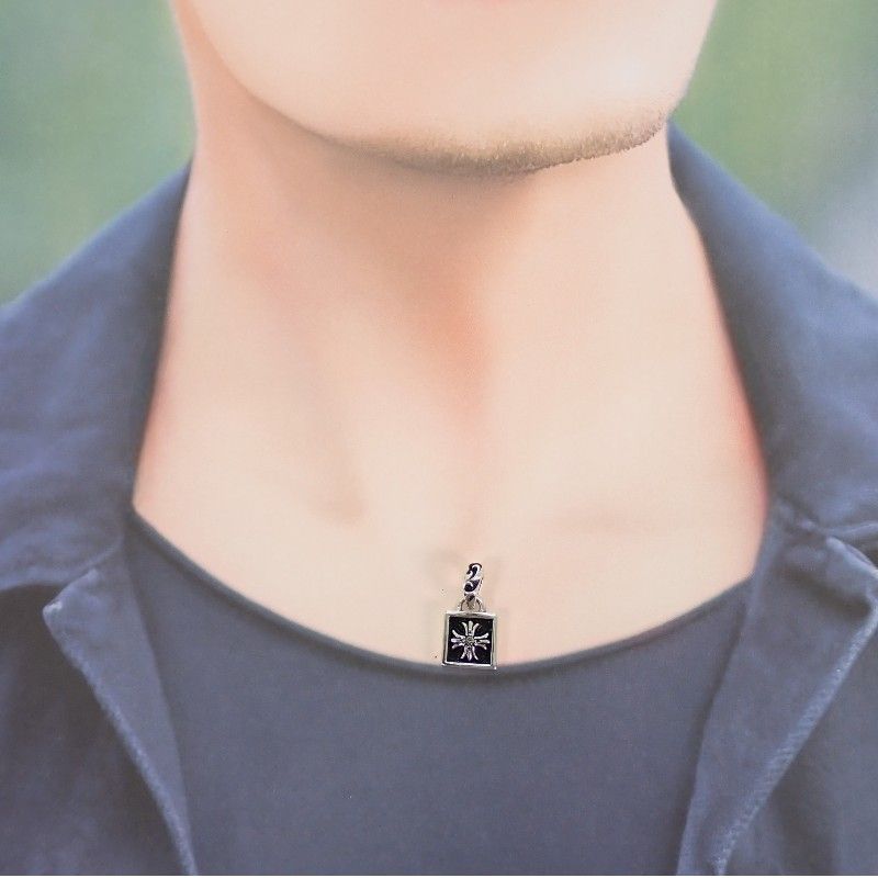 Chrome Hearts Frmd CH Pls Dmnd Pendant Top Diamond