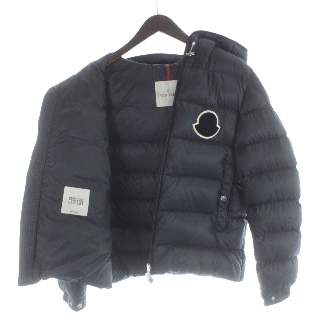Moncler Sassiere Down Jacket Patch Logo 1 Navy MW