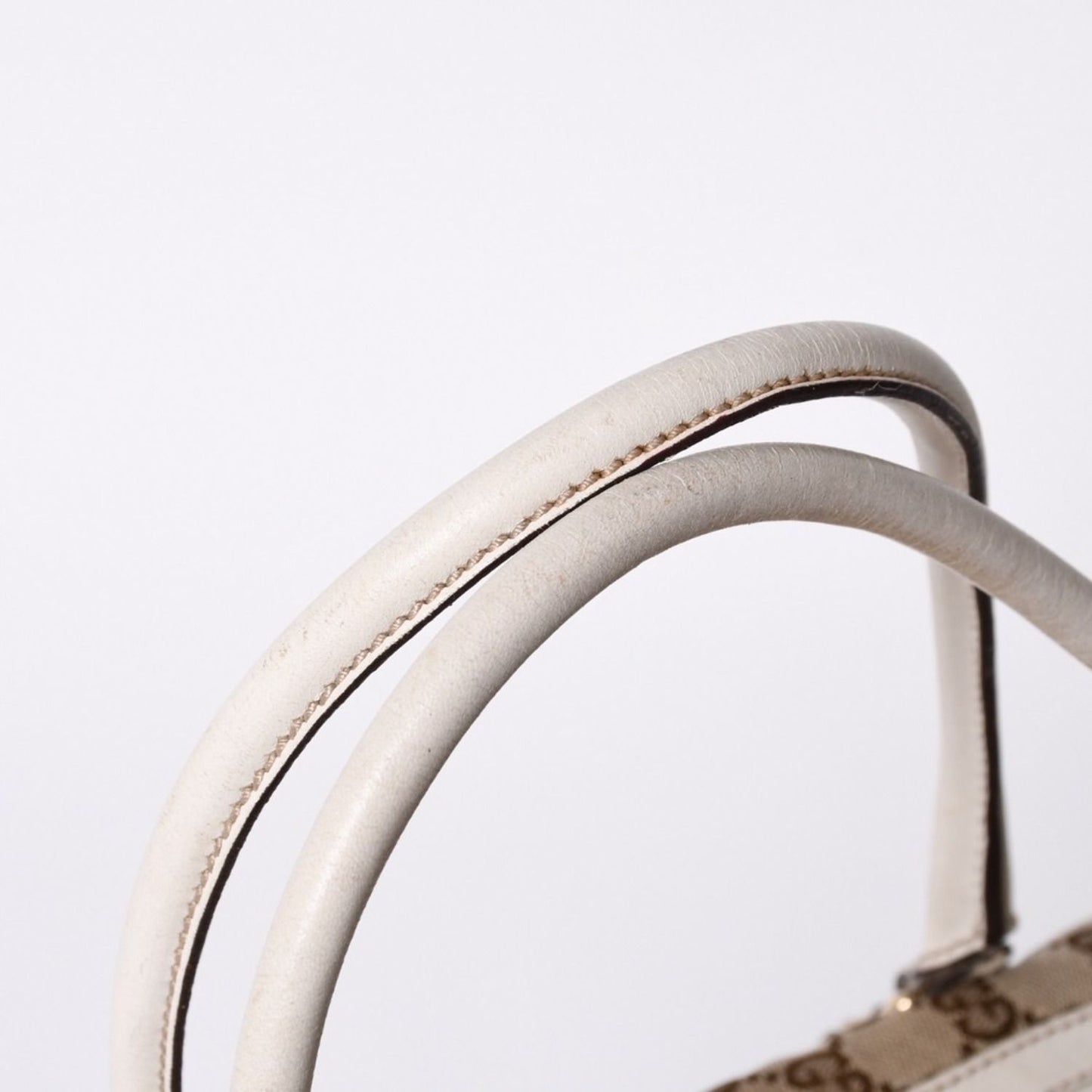 Gucci Guuci GG Canvas Shoulder Bag Beige White — view 8