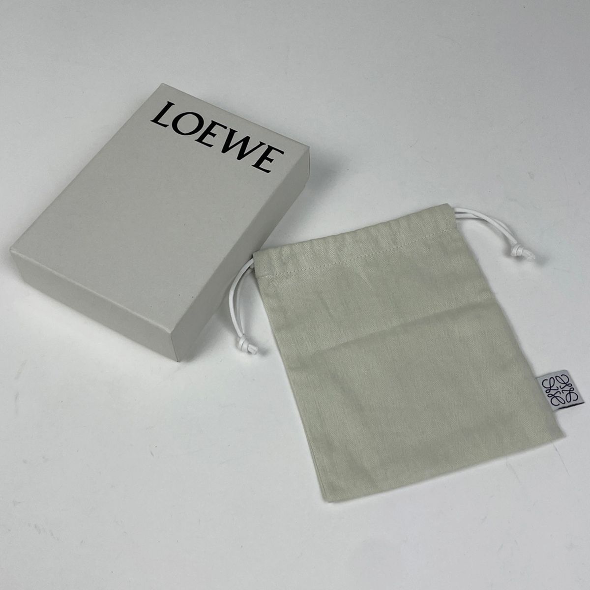 Loewe Duet Compact Wallet Bifold Smooth Leather Mocha