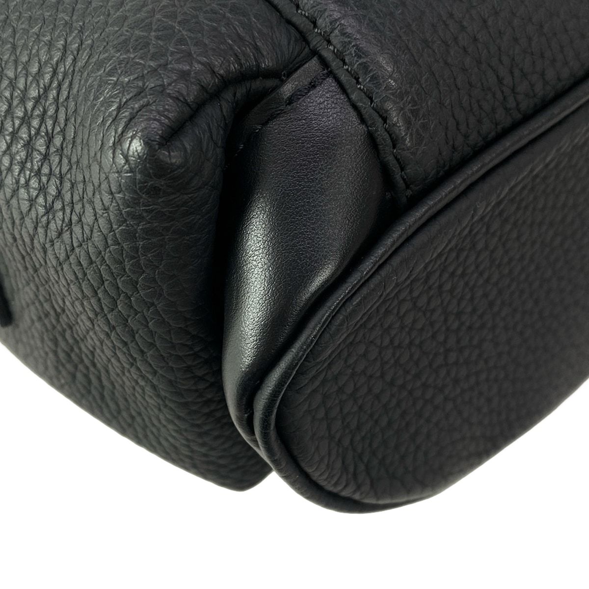 Louis Vuitton Shoulder Bag Cuir Taurillon Christopher Messenger Noir Leather