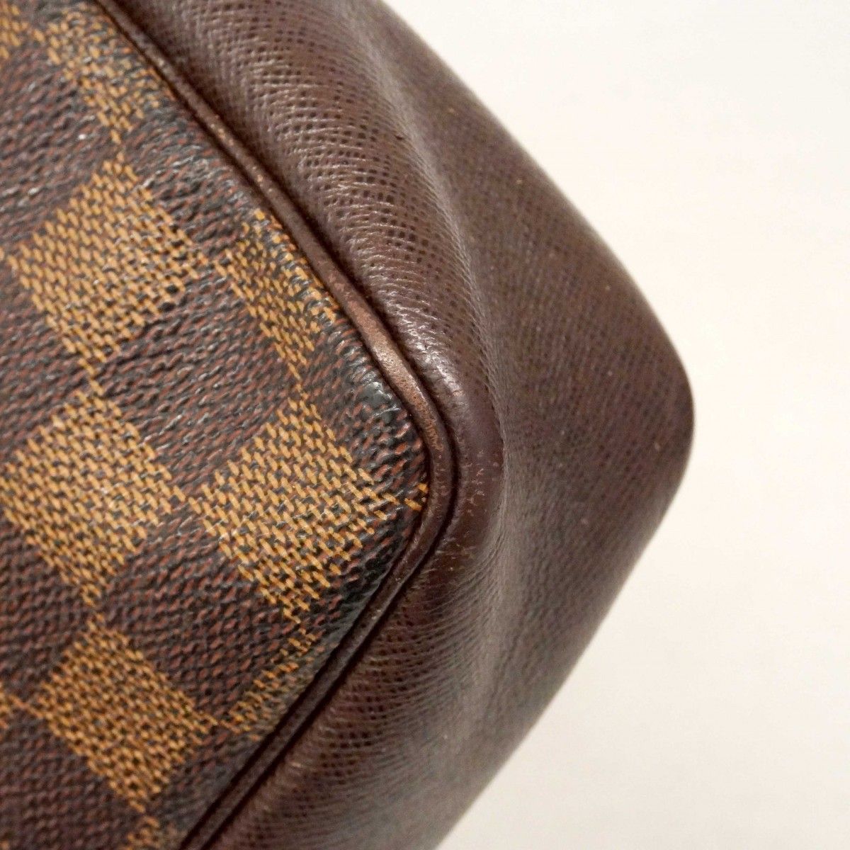 Louis Vuitton Pouch Damier Trousse Makeup Ebene
