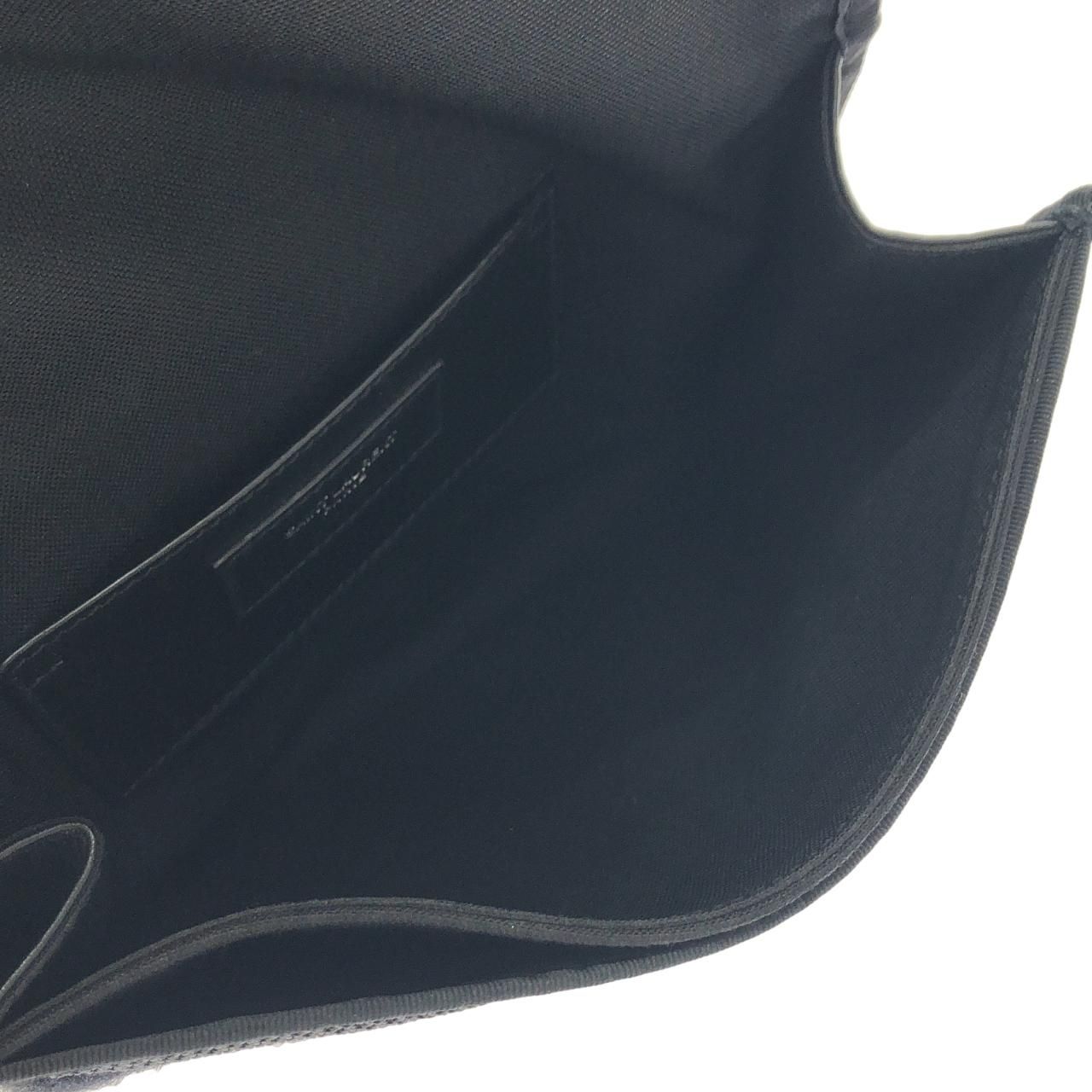 Saint Laurent Shoulder Bag