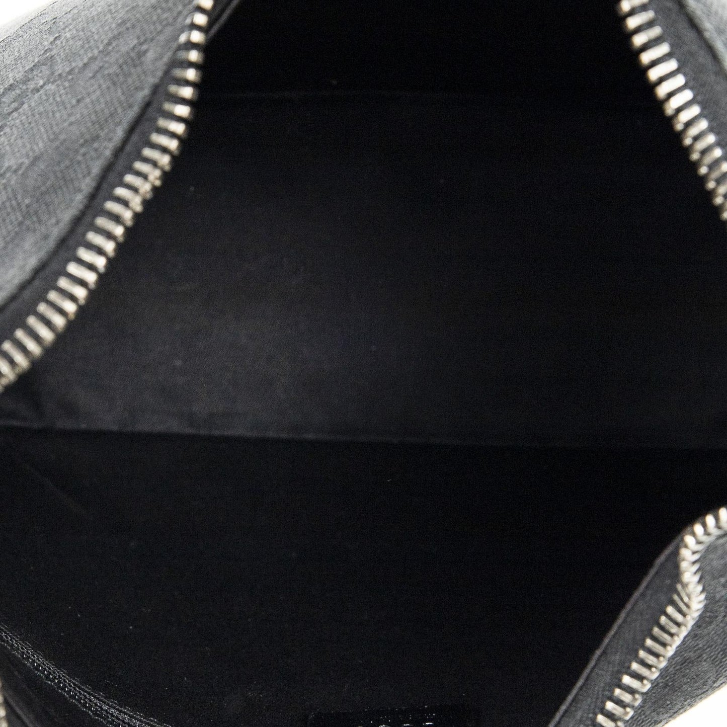 Gucci Ring Handle Zip Hobo Black GG Canvas