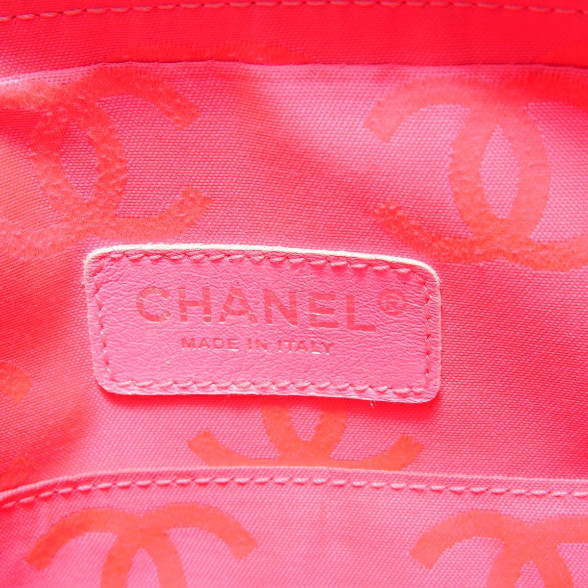 Chanel Shoulder Bag Cambon Line CC Logo — view 9