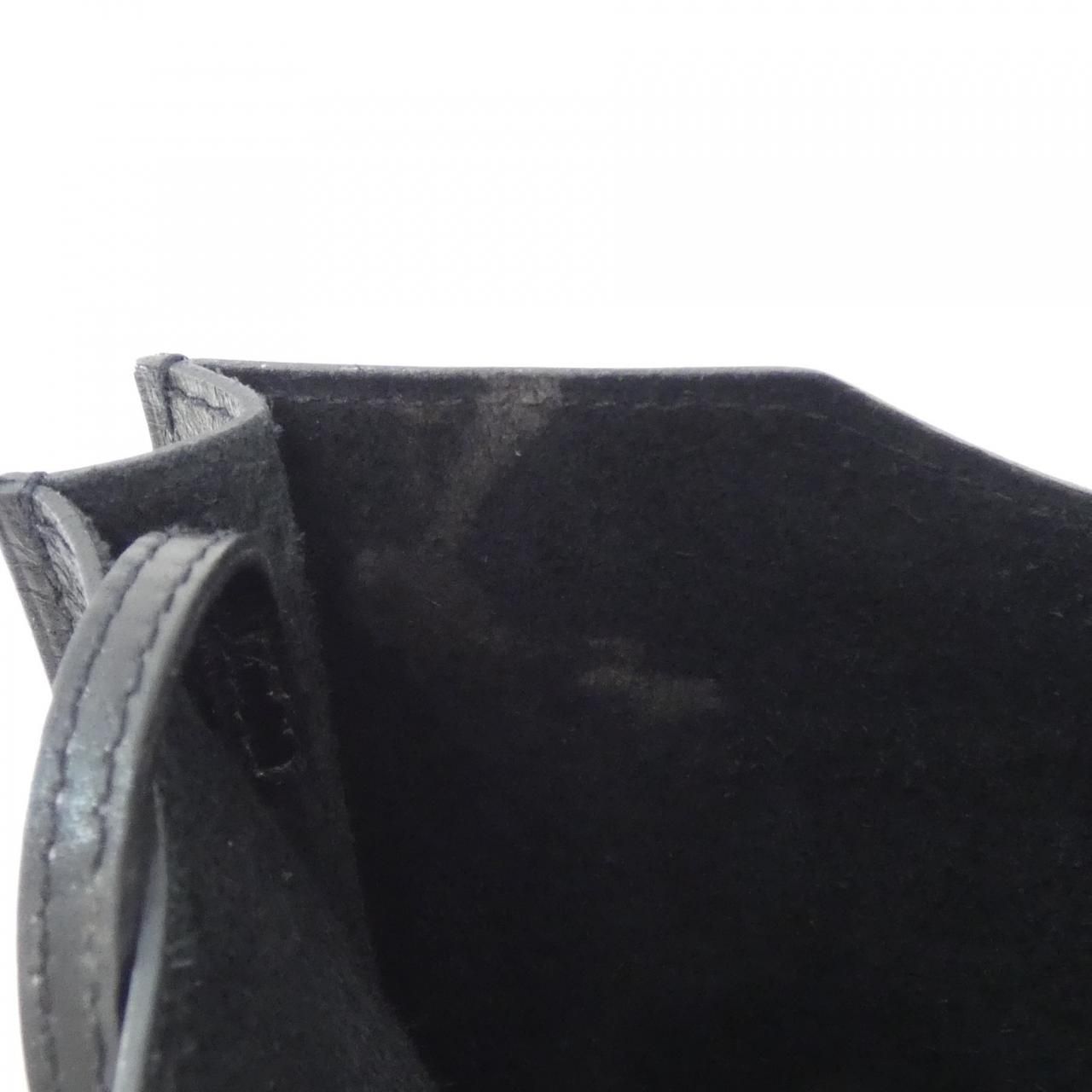 Hermes Vintage Onimetou Shoulder Bag — view 7