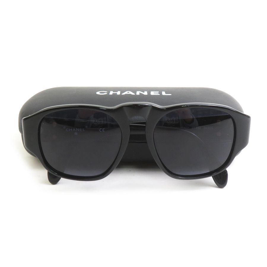 Chanel Sunglasses CC Logo Eyewear — view 7