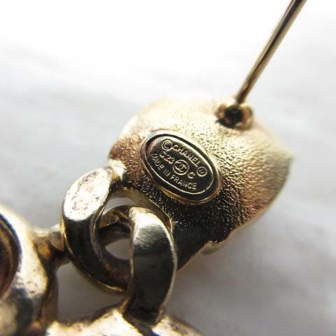 Chanel Earrings Heart CC Logo Line Stone Stud Gold Pink — view 8