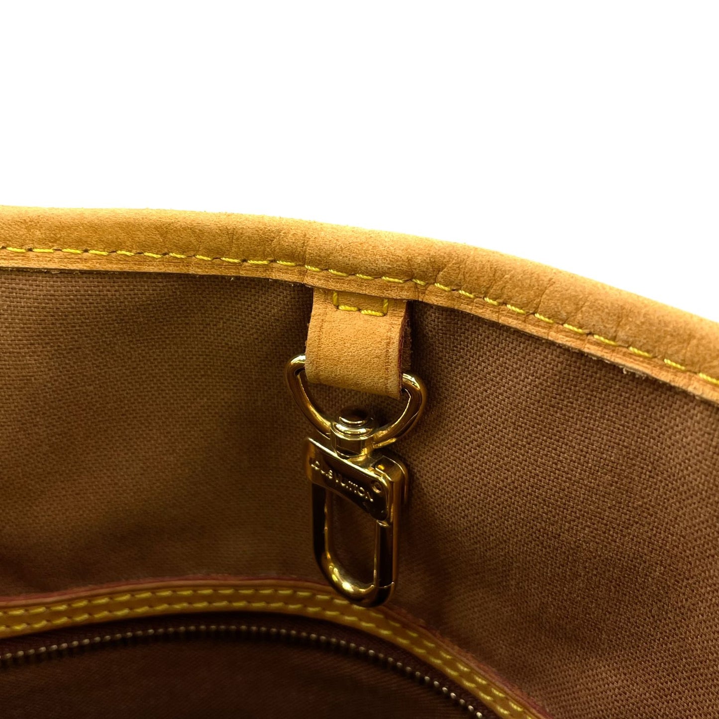 Louis Vuitton Batignolles Vertical Monogram Leather Brown Tote Gold — view 9
