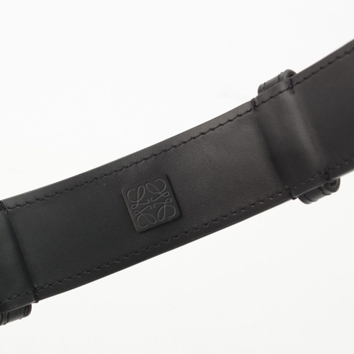 Loewe Leather Embossed Logo Belt Black — view 9