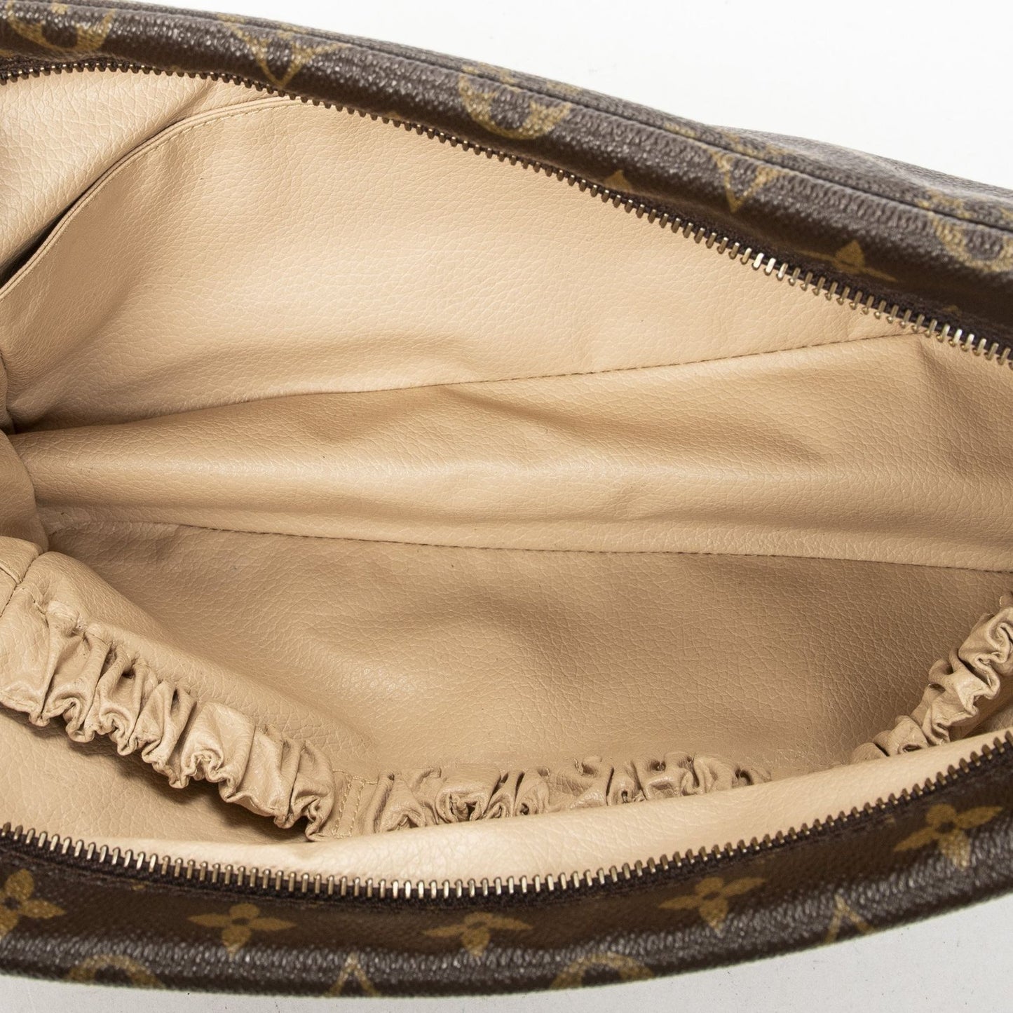 Louis Vuitton Toiletries Pouch Brown Monogram Canvas — view 9