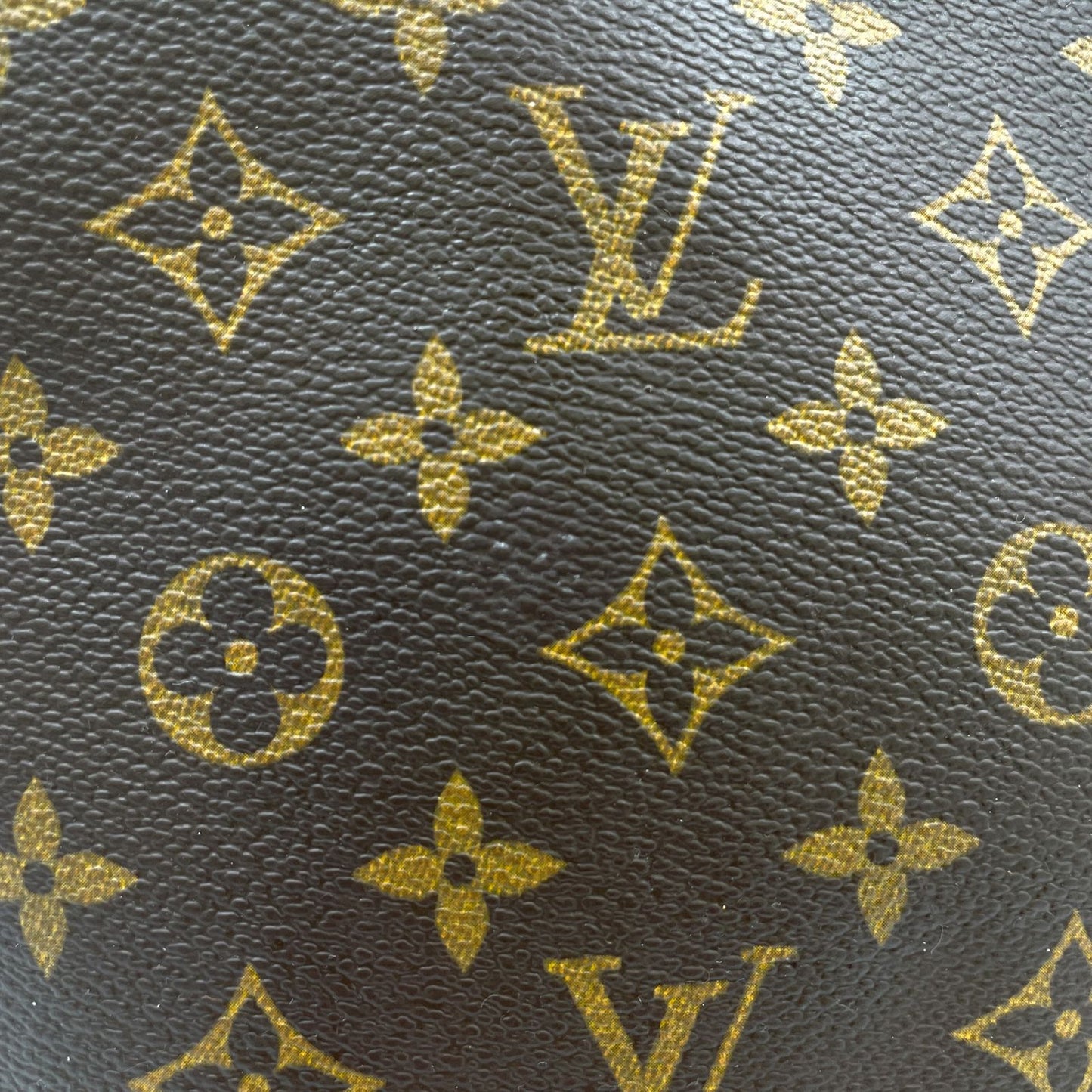 Louis Vuitton Alma PM Monogram Leather Brown Light Handbag Gold — view 9