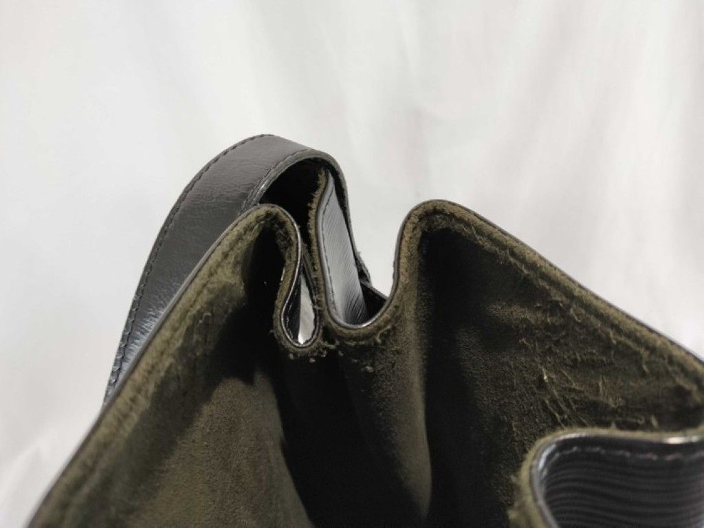 Louis Vuitton Shoulder Bag Sac Deport Noir Epi — view 9