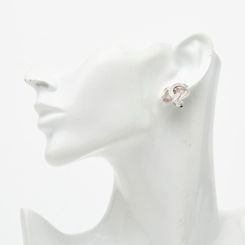 Chanel CC Logo Earrings Silver Metal — view 5