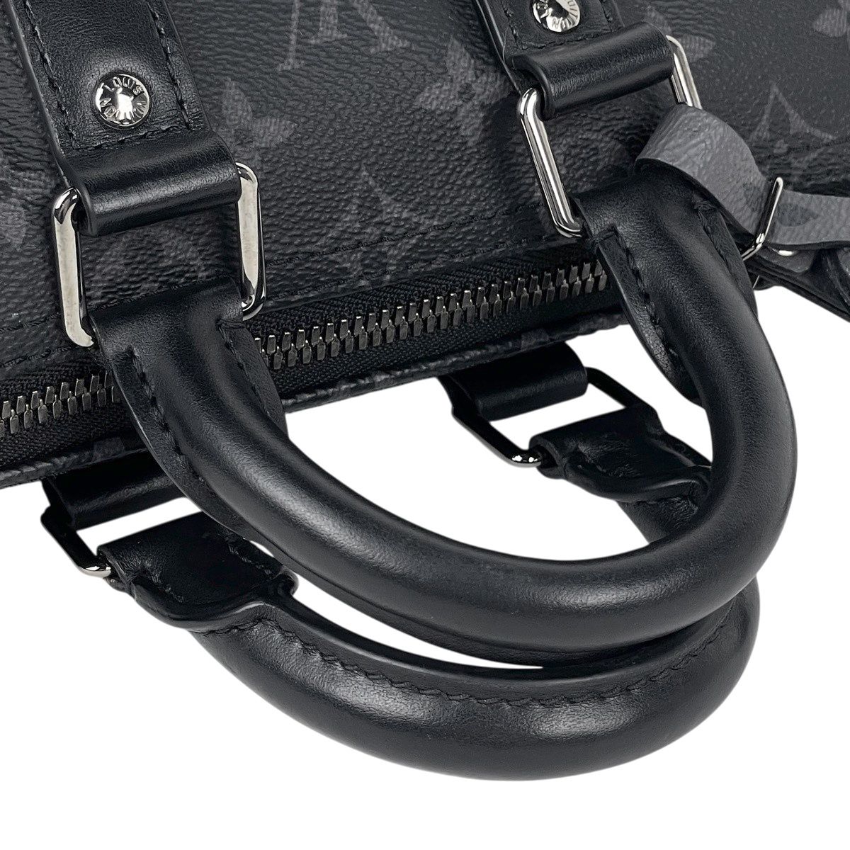 Louis Vuitton Keepall Bandouliere 25 2-Way Monogram Reverse Tote Eclipse Noir — view 9