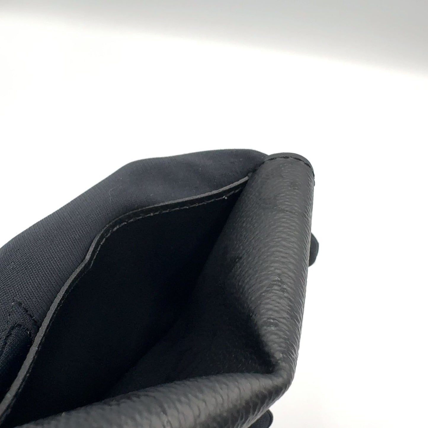 Louis Vuitton Midnight Organizer Poche Monogram Leather Black Card Case — view 9