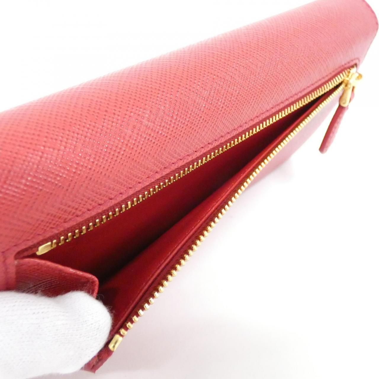 Prada Wallet Gold — view 8
