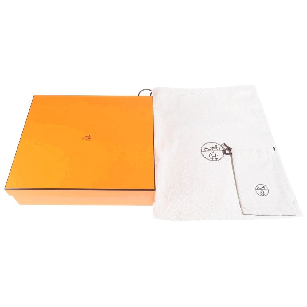 Hermes Evelyne 3 PM Gold Taurillon Shoulder Bag — view 6