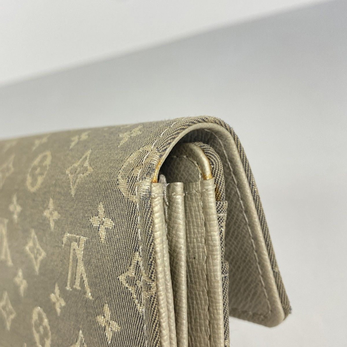 Louis Vuitton Wallet Monogram Mini Lin Portefeuille Sarah Platine — view 9