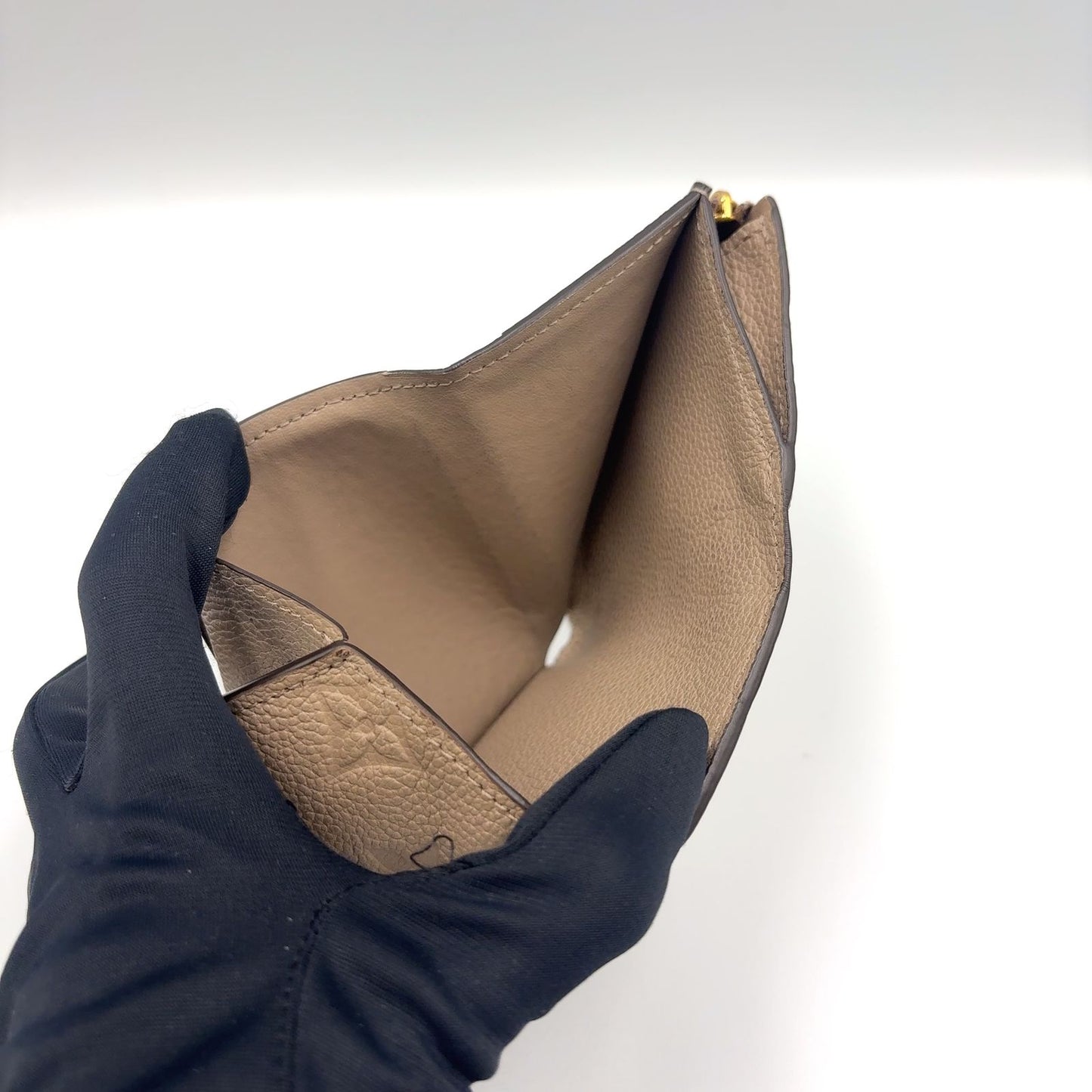 Louis Vuitton Portefeuille Zoe Monogram Empreinte Leather Gray Beige Trifold — view 9
