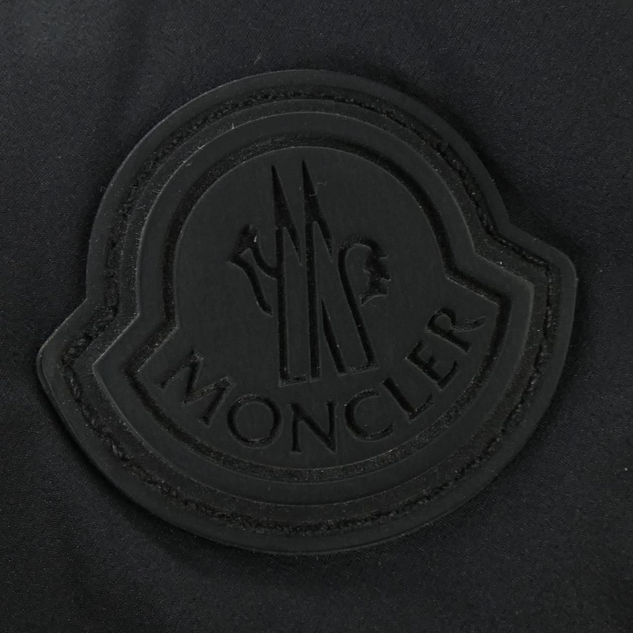Moncler Guersac Down Jacket Vest — view 7