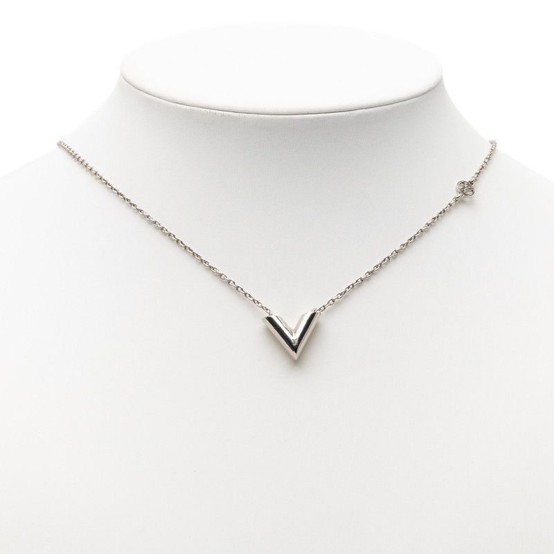 Louis Vuitton Essential Pendant Necklace Silver Metal — view 6