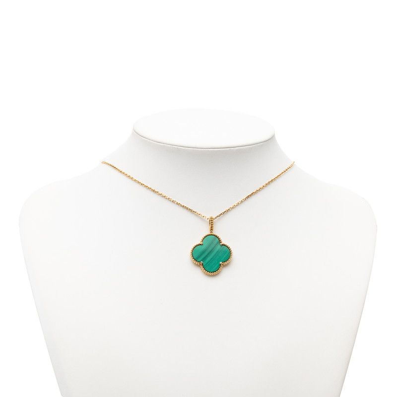 Van Cleef & Arpels Magic Alhambra Long Necklace 1 Motif Green 18k Yellow Gold — view 7