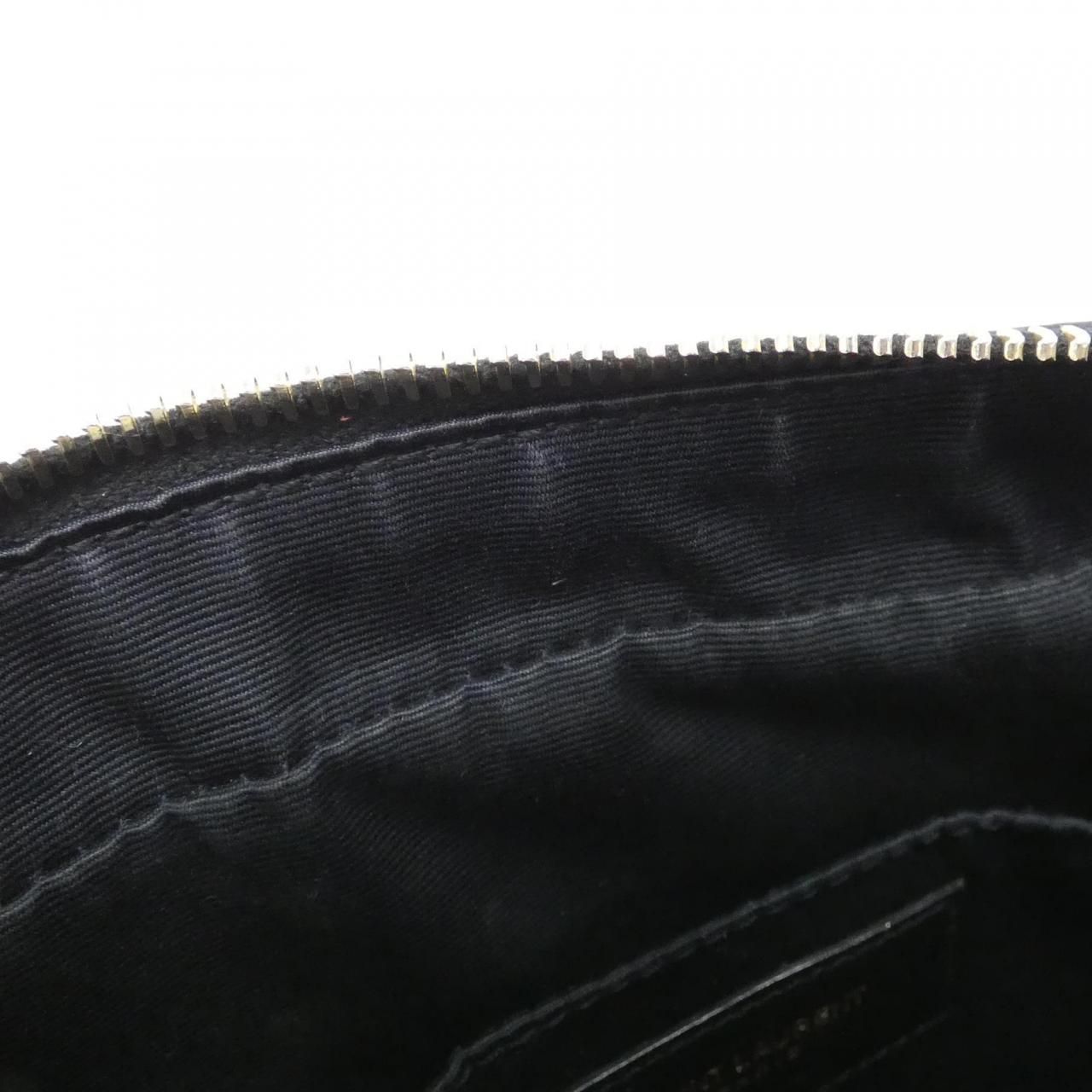 Saint Laurent Lou M Shoulder Bag — view 8