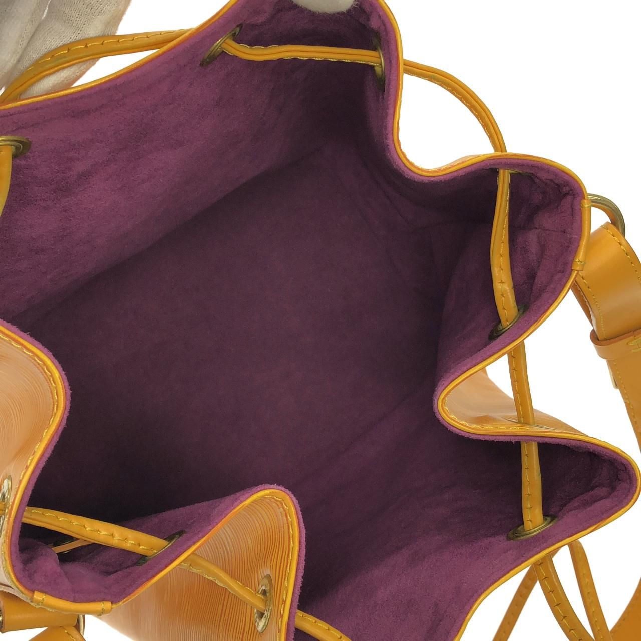 Louis Vuitton Epi Petit Noe Shoulder Bag — view 8