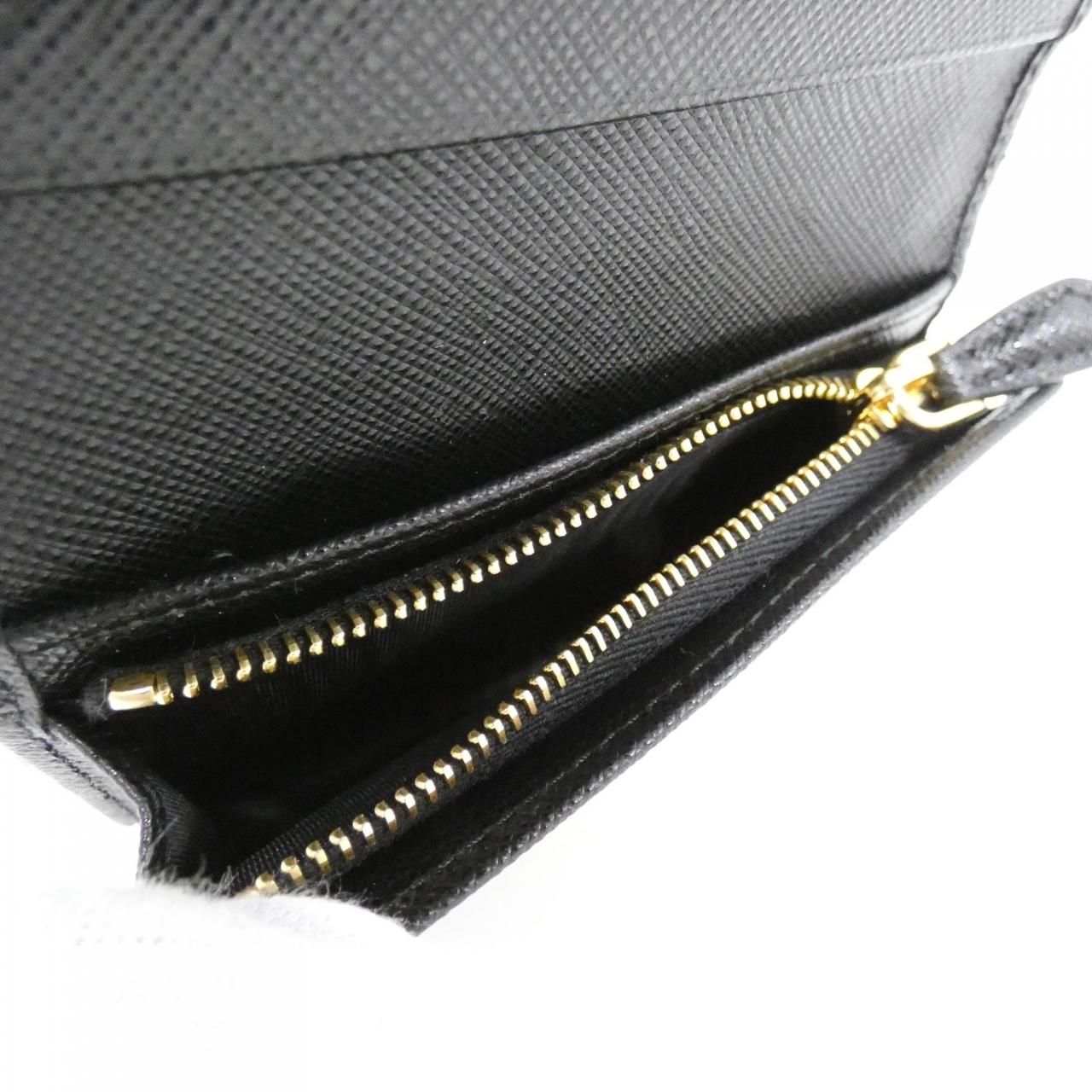 Prada Wallet Gold — view 5